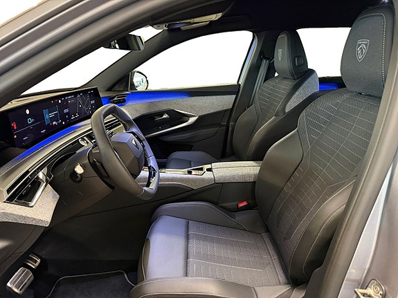Peugeot 5008 8 of 18