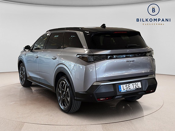 Peugeot 5008 3 of 18