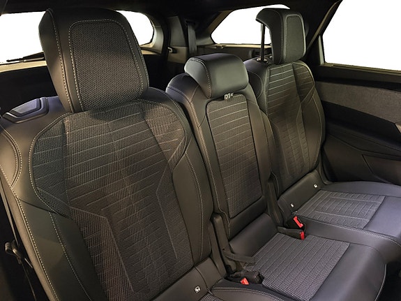Peugeot 5008 14 of 18