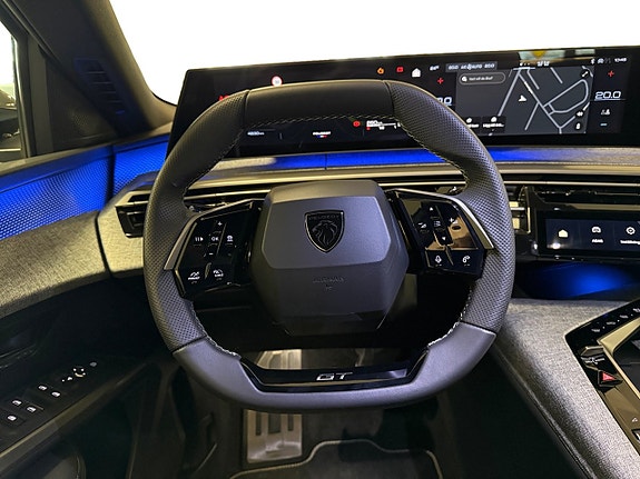Peugeot 5008 10 of 18