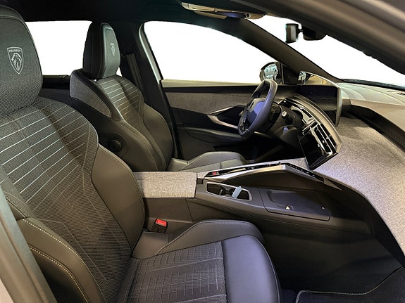 Peugeot 5008 13 of 18