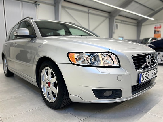 Volvo V50 7 of 21