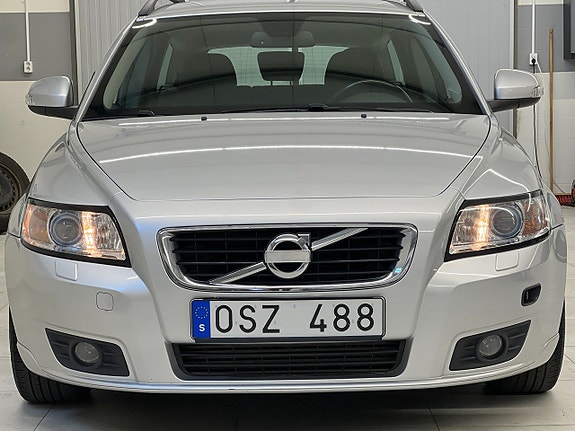 Volvo V50 8 of 21