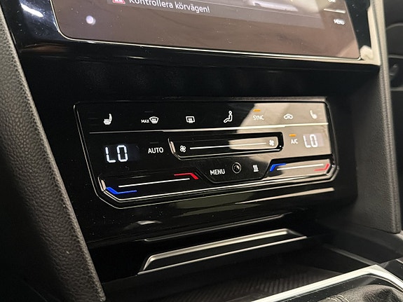 Volkswagen Arteon 25 of 30