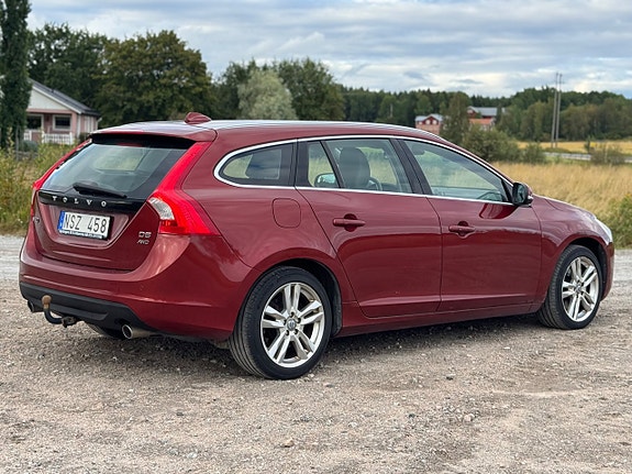 Volvo V60 9 of 24