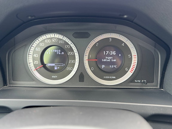 Volvo V60 7 of 24