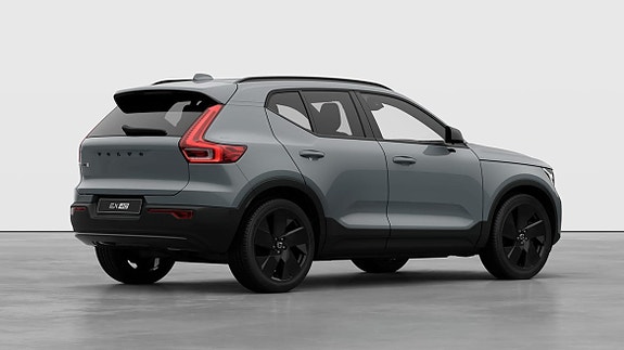Volvo EX40 5 of 12