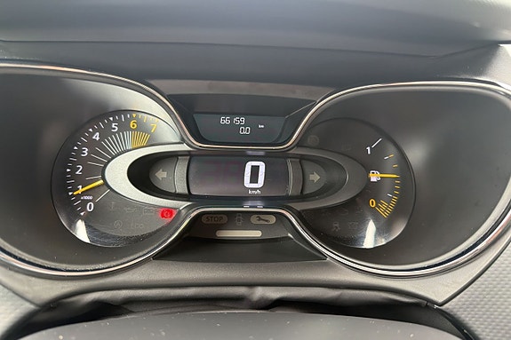 Renault Captur 10 of 13