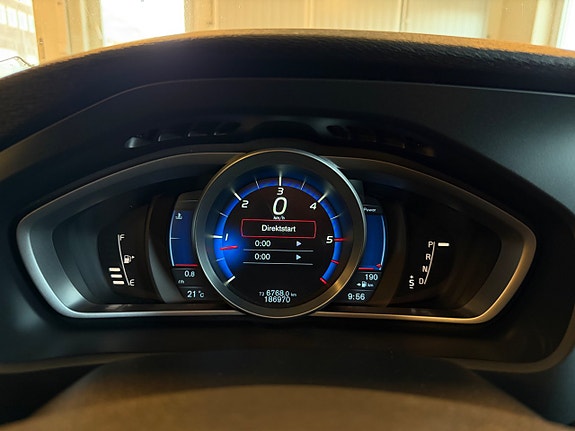 Volvo V40 26 of 28