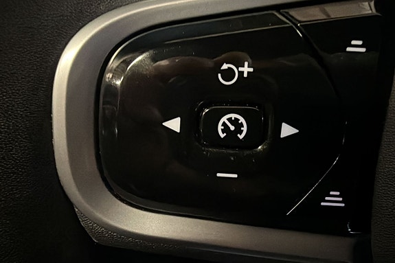 Volvo V60 13 of 16