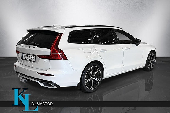 Volvo V60 3 of 16