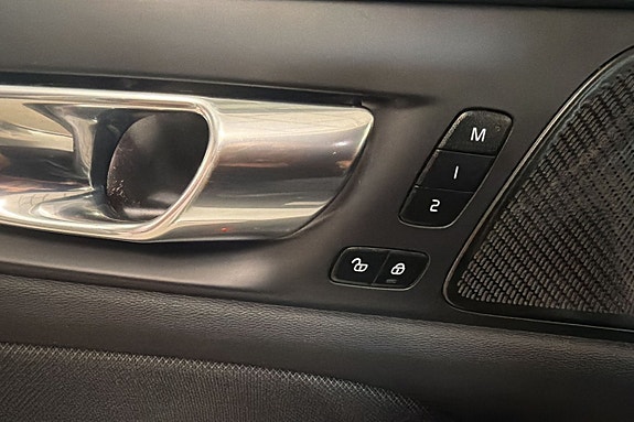 Volvo V60 16 of 16