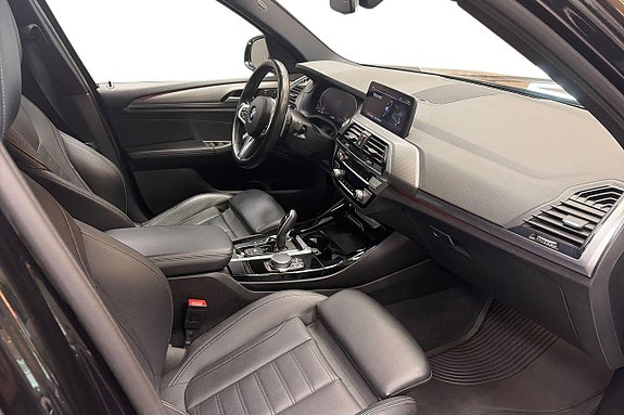 BMW X3 13 of 16