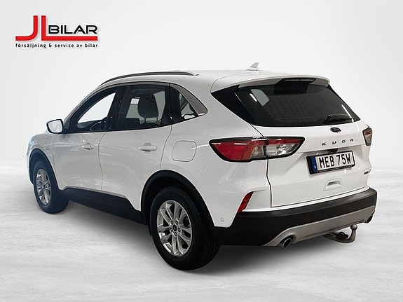 Ford Kuga 2 of 5