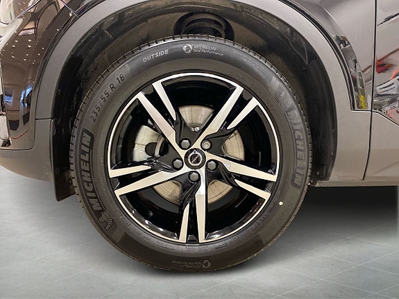 Volvo XC40 9 of 14