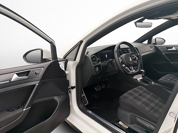 Volkswagen Golf I 10 of 30