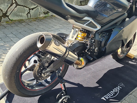 Triumph 765 RS Moto2 Replika 5 of 9