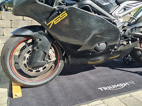Triumph 765 RS Moto2 Replika 7 of 9