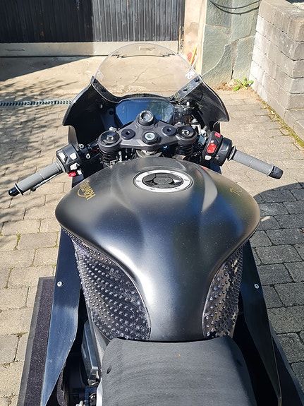 Triumph 765 RS Moto2 Replika 4 of 9