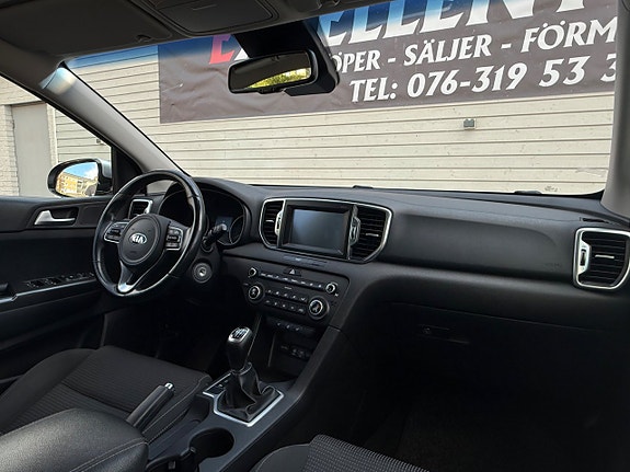 Kia Sportage 15 of 15