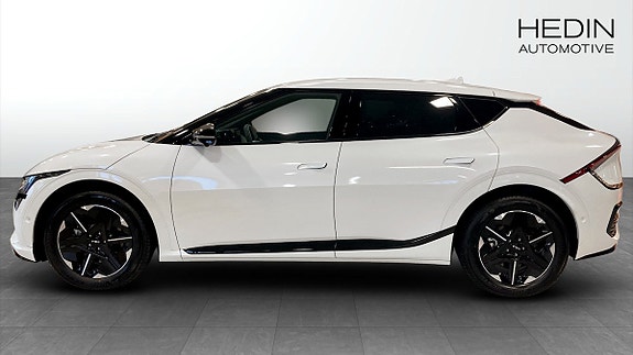 Kia EV6 6 of 19