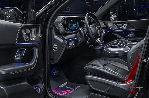 Mercedes-Benz GLE53 9 of 21