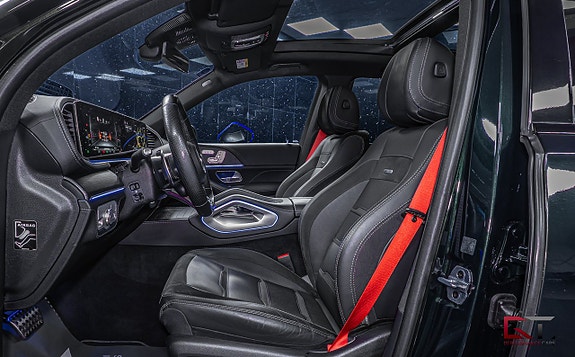 Mercedes-Benz GLE53 15 of 21