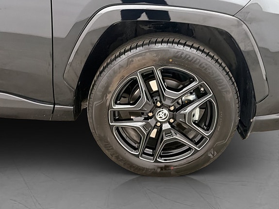 Toyota RAV4 29 of 29