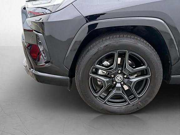 Toyota RAV4 26 of 29