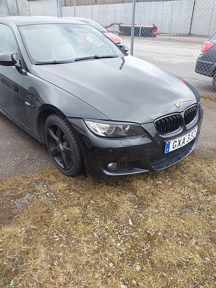 BMW 330xd 5 of 7