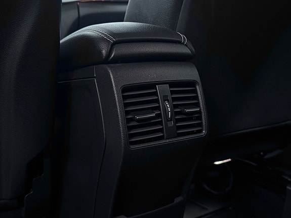 Mercedes-Benz B200 d 23 of 23