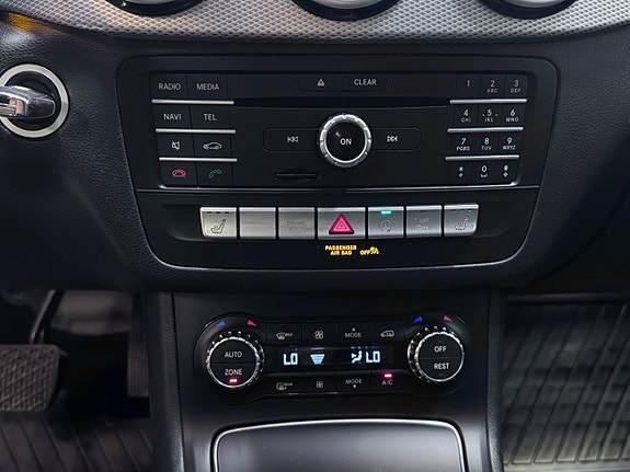 Mercedes-Benz B200 d 16 of 23