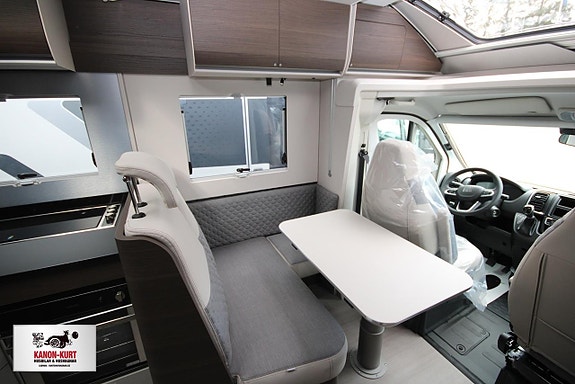 Adria Matrix Supreme 670 SC 8 of 15