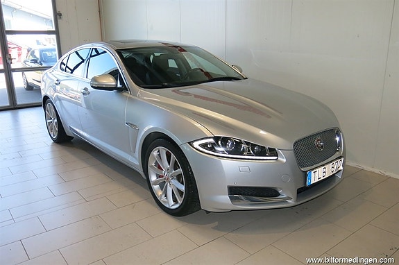 Jaguar XF 3 of 19