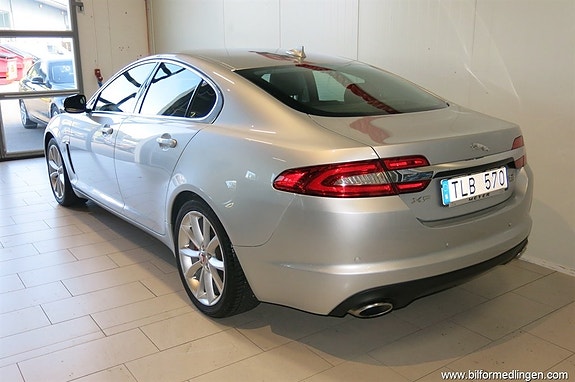 Jaguar XF 6 of 19