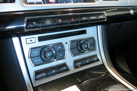 Jaguar XF 14 of 19