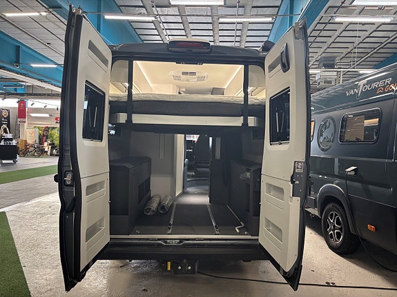 Adria TWIN 640 SGX SUPREME "TOPPUTRUSTAD" 13 of 13