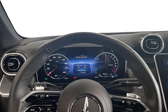 Mercedes-Benz GLC300 e 7 of 13