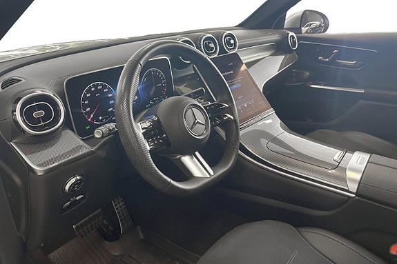 Mercedes-Benz GLC300 e 6 of 13