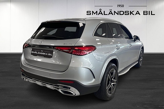Mercedes-Benz GLC300 e 4 of 13
