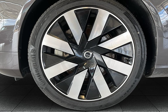 Volvo V90 8 of 14