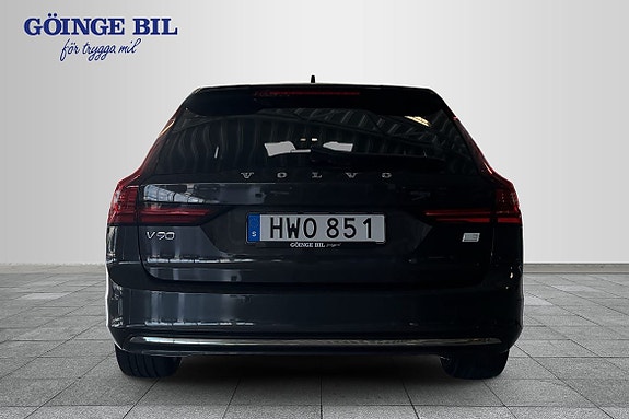 Volvo V90 7 of 14