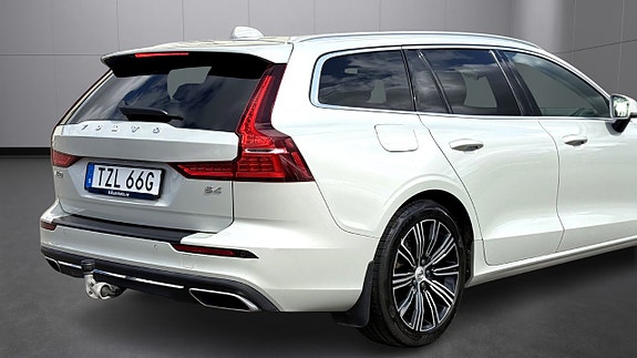 Volvo V60 5 of 30