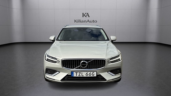 Volvo V60 12 of 30