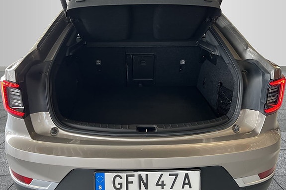Polestar 2 9 of 18