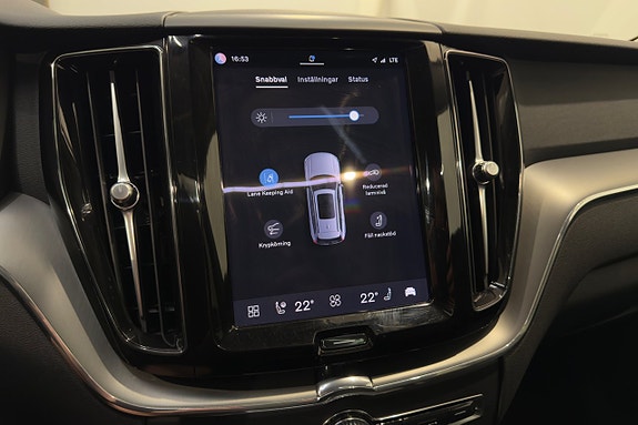 Volvo XC60 16 of 26