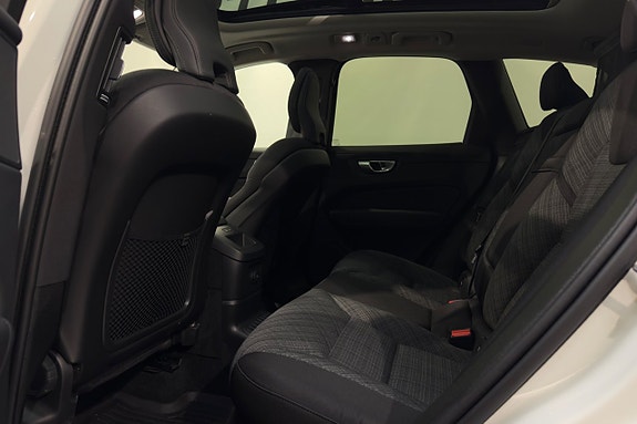 Volvo XC60 23 of 26