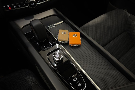Volvo XC60 21 of 26