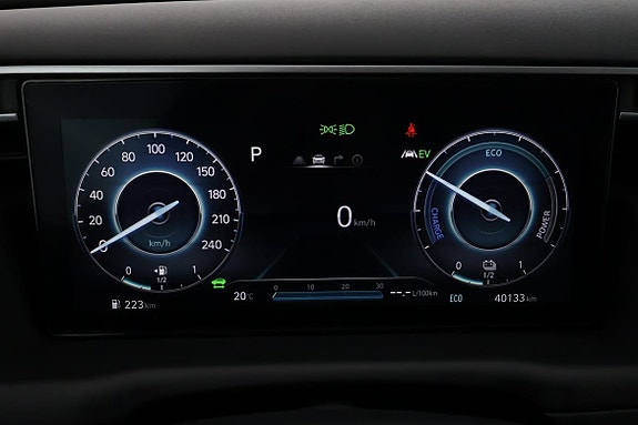 Hyundai Tucson 11 of 18