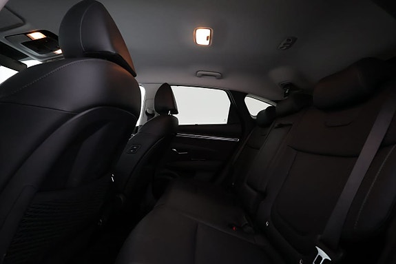 Hyundai Tucson 10 of 18